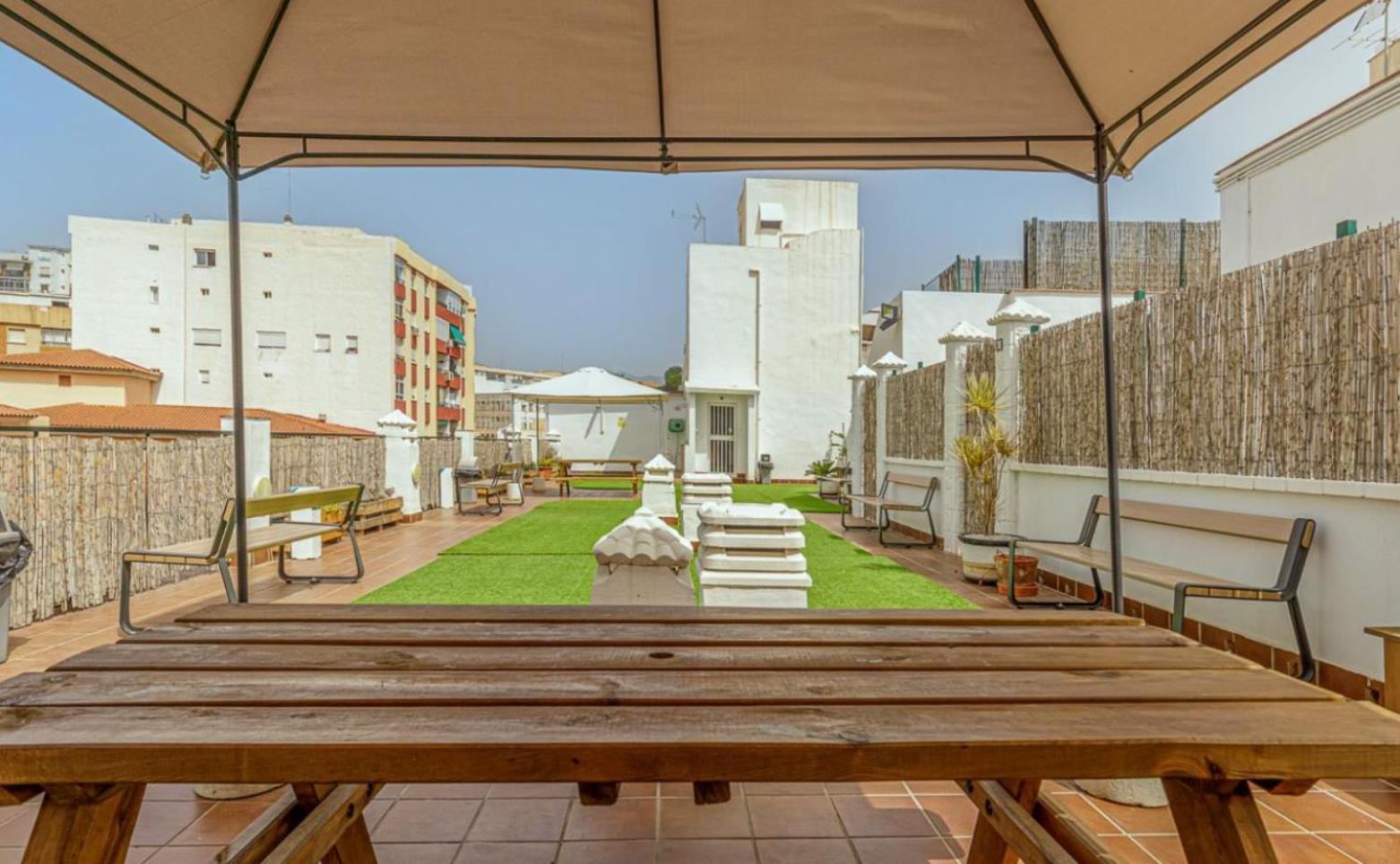 Apartamento Centrico La Merced 2 - Free Parking & Free Gym Appartement Málaga Buitenkant foto