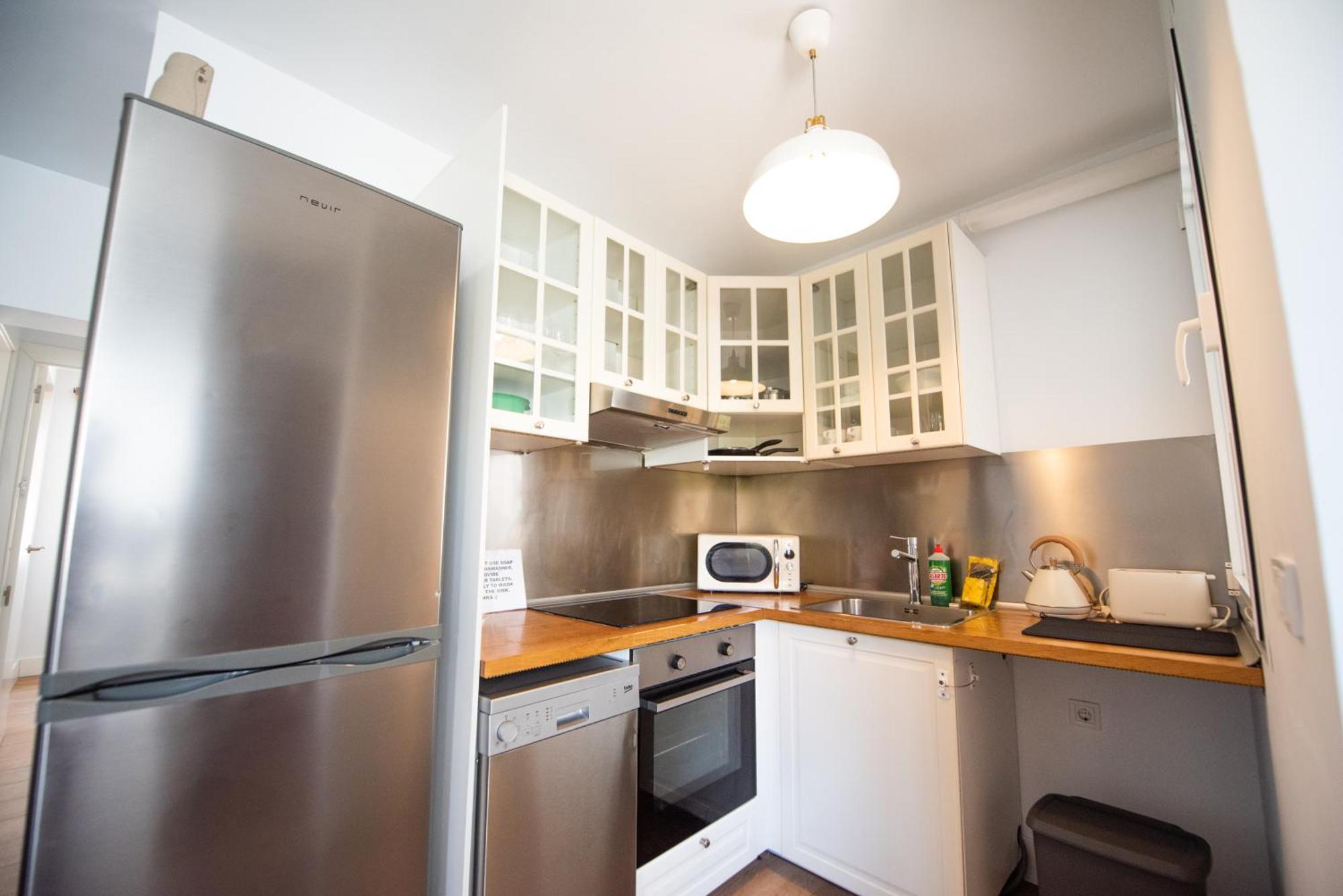 Apartamento Centrico La Merced 2 - Free Parking & Free Gym Appartement Málaga Buitenkant foto