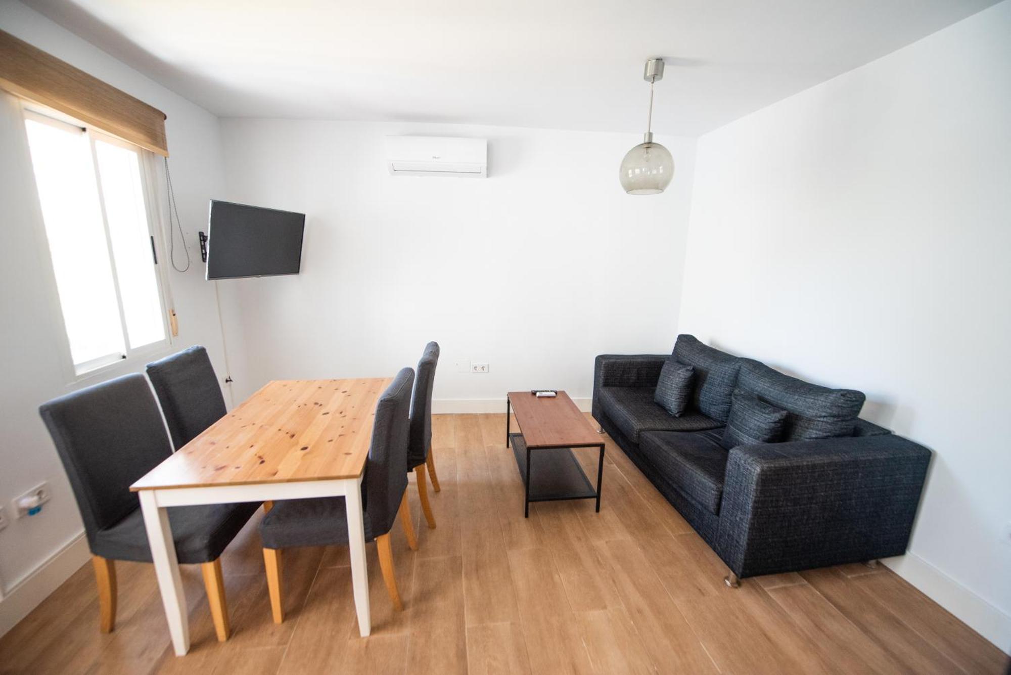 Apartamento Centrico La Merced 2 - Free Parking & Free Gym Appartement Málaga Buitenkant foto