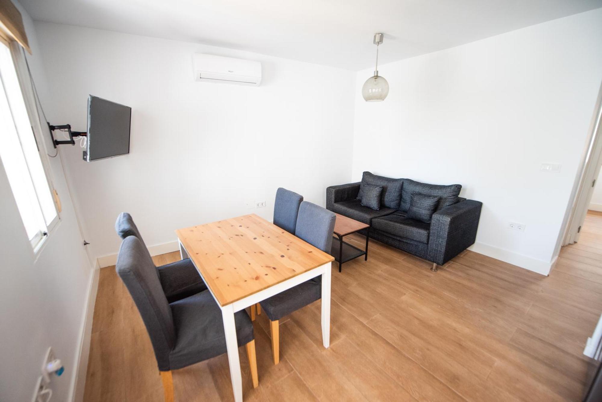 Apartamento Centrico La Merced 2 - Free Parking & Free Gym Appartement Málaga Buitenkant foto